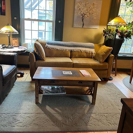 First Floor Apt With River View Hallowell Esterno foto